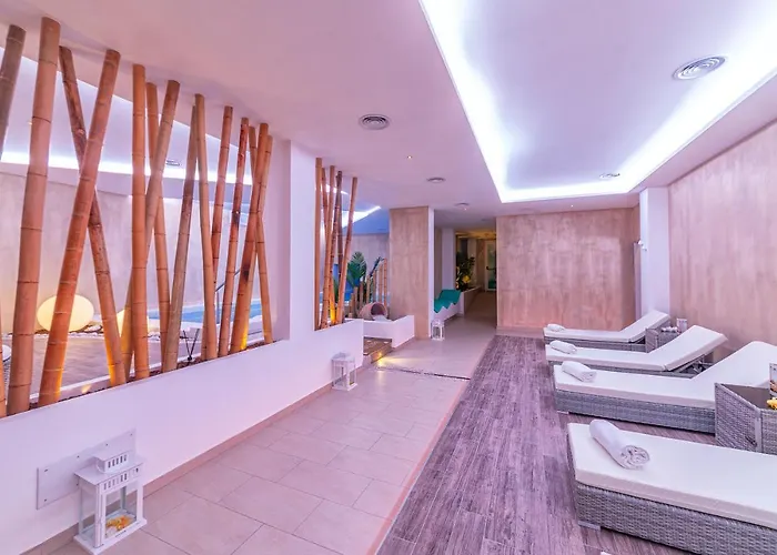 Royal Sunset Hotel